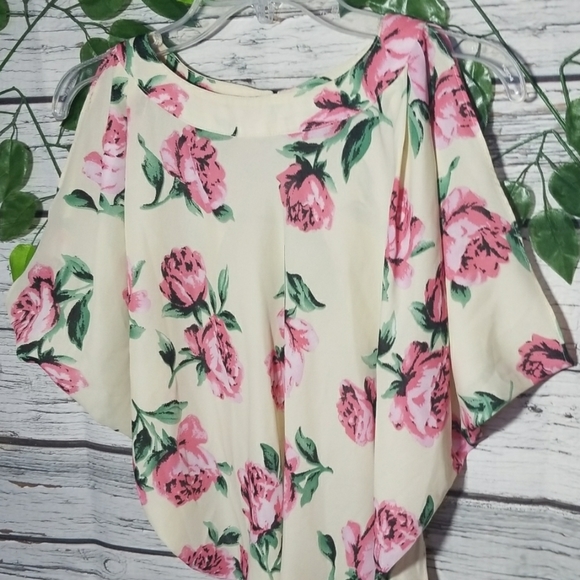 NWOT Foreign Exchange open back crop flowy shirt S - Picture 2 of 7